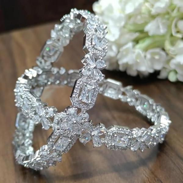 Silver Plated Emerald Cubic Zirconia Beautiful And Stylish Leaf Diamond Bangles For Women & Girls