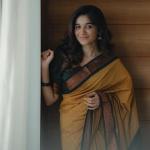 Women's Kanjivaram Soft Silk Saree For Wedding Banarasi Style Sari With Blouse Piece