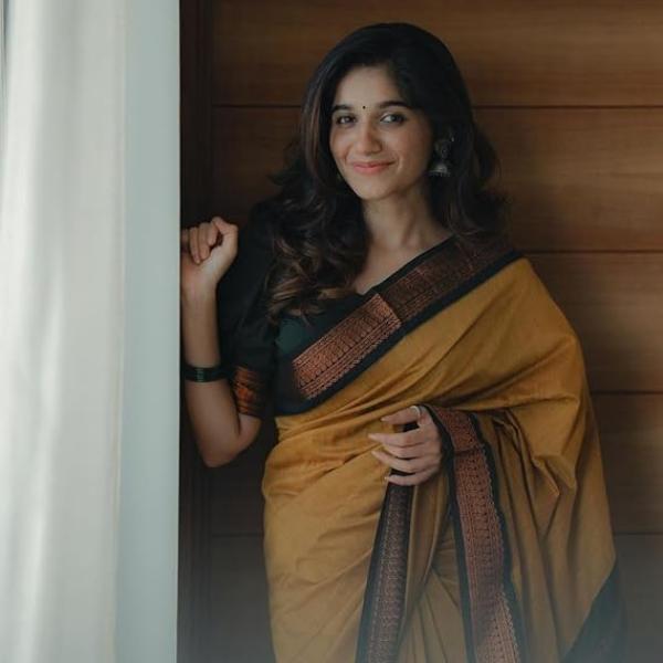 Women's Kanjivaram Soft Silk Saree For Wedding Banarasi Style Sari With Blouse Piece